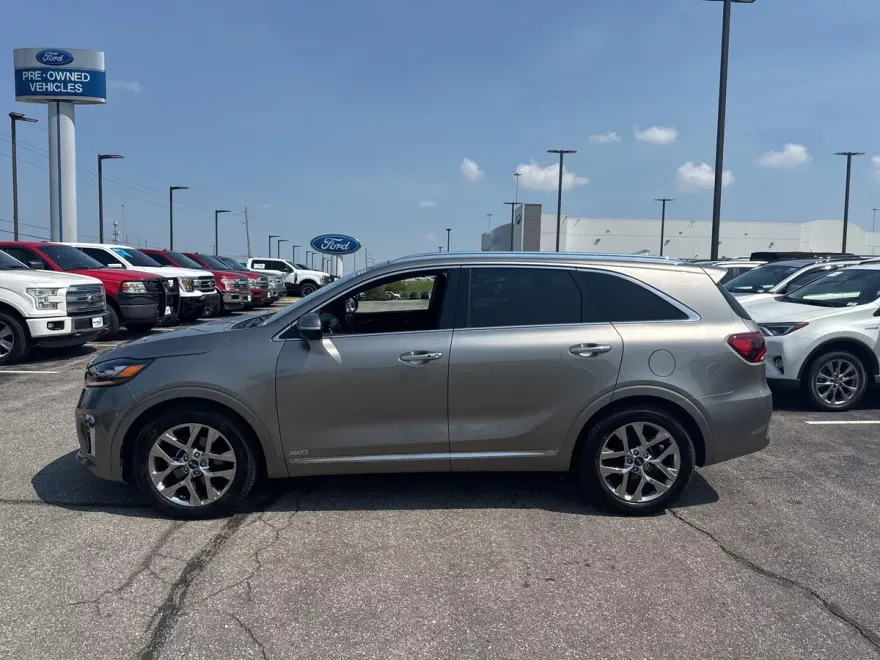 2019 Kia Sorento SX Limited photo 1
