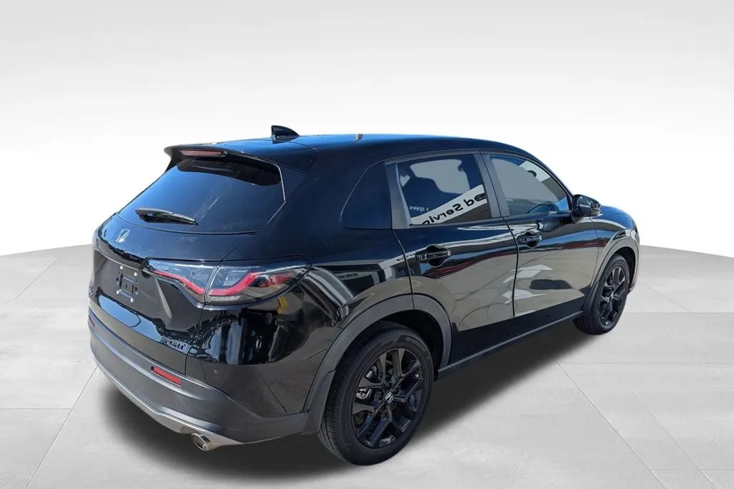 2023 Honda HR-V Sport photo 1