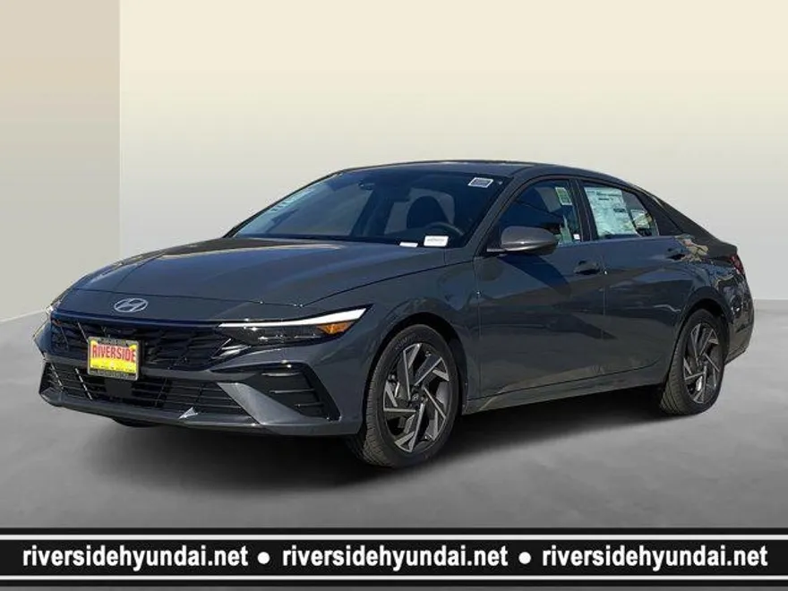 2025 Hyundai Elantra SEL Convenience photo 1