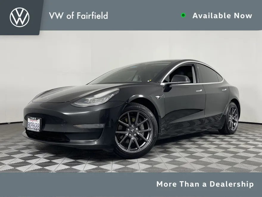 2019 Tesla Model 3 Long Range photo 1