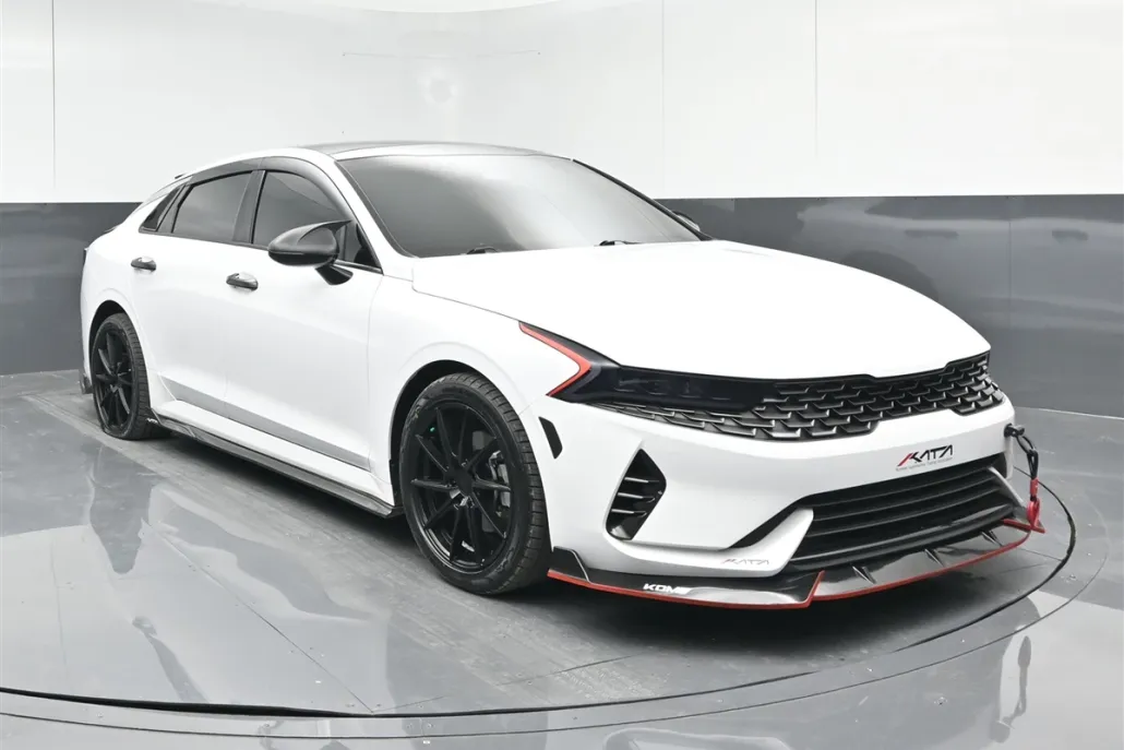 2023 Kia K5 EX photo 1