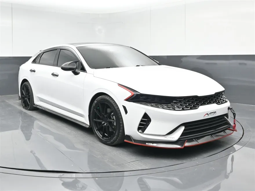 2023 Kia K5 EX photo 1