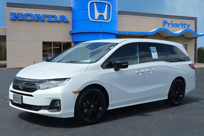 2025 Honda Odyssey photo 1