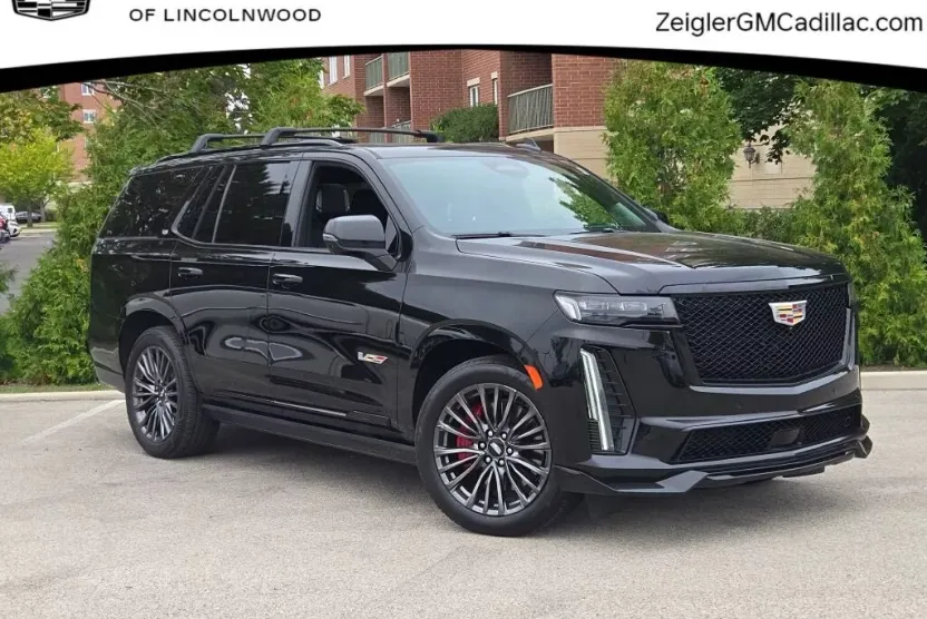 2023 Cadillac Escalade V-Series photo 1