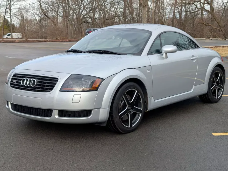 2002 Audi TT Coupe Quattro photo 1