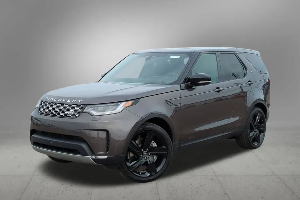 2025 Land Rover Discovery P300 S photo 1
