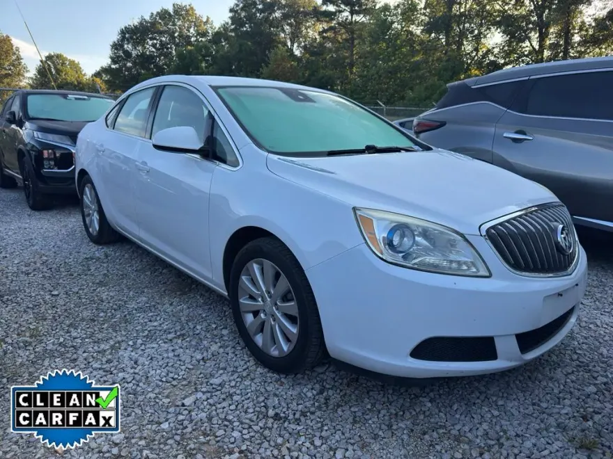 2016 Buick Verano Base photo 1