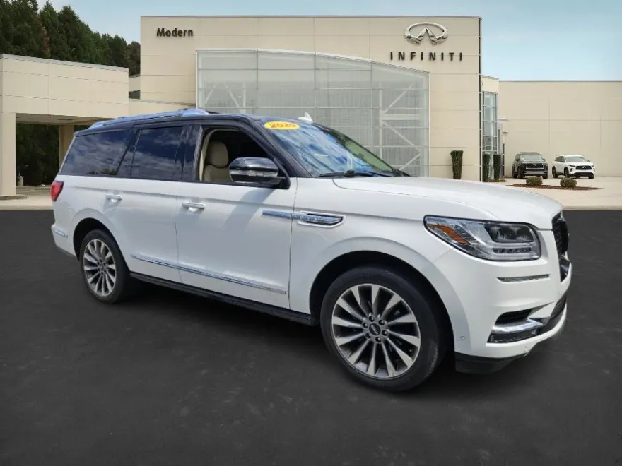 2020 Lincoln Navigator Reserve photo 1