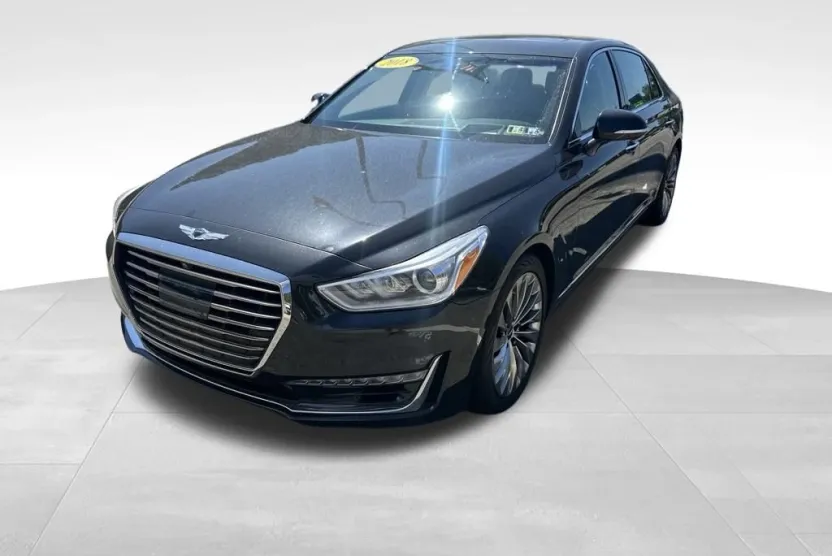 2018 Genesis G90 5.0L Ultimate photo 1