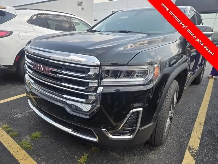 2023 Gmc Acadia SLE photo 1
