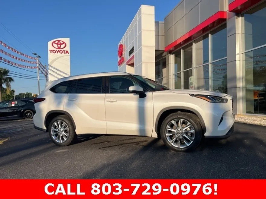 2020 Toyota Highlander Limited photo 1