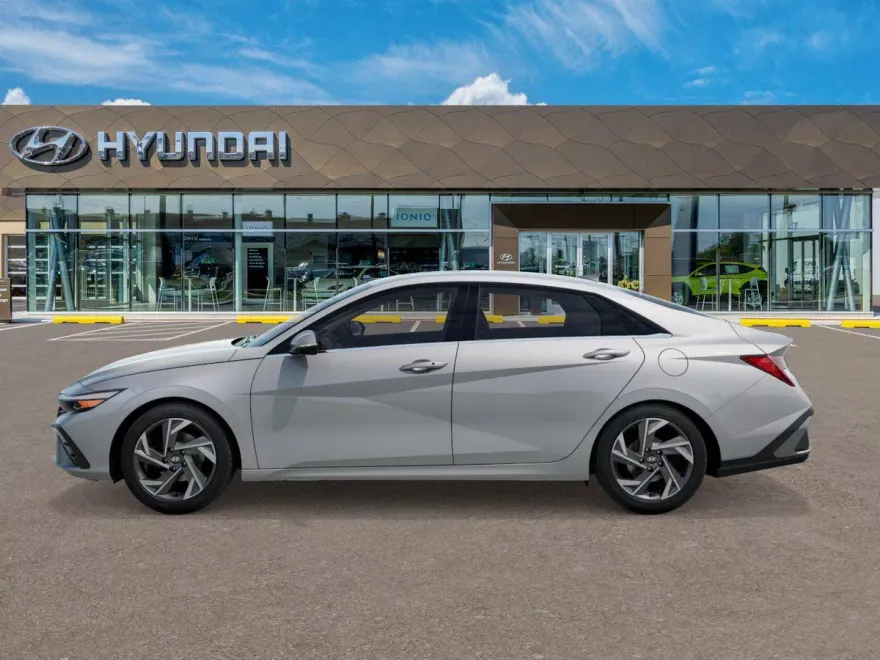 2025 Hyundai Elantra Limited photo 1