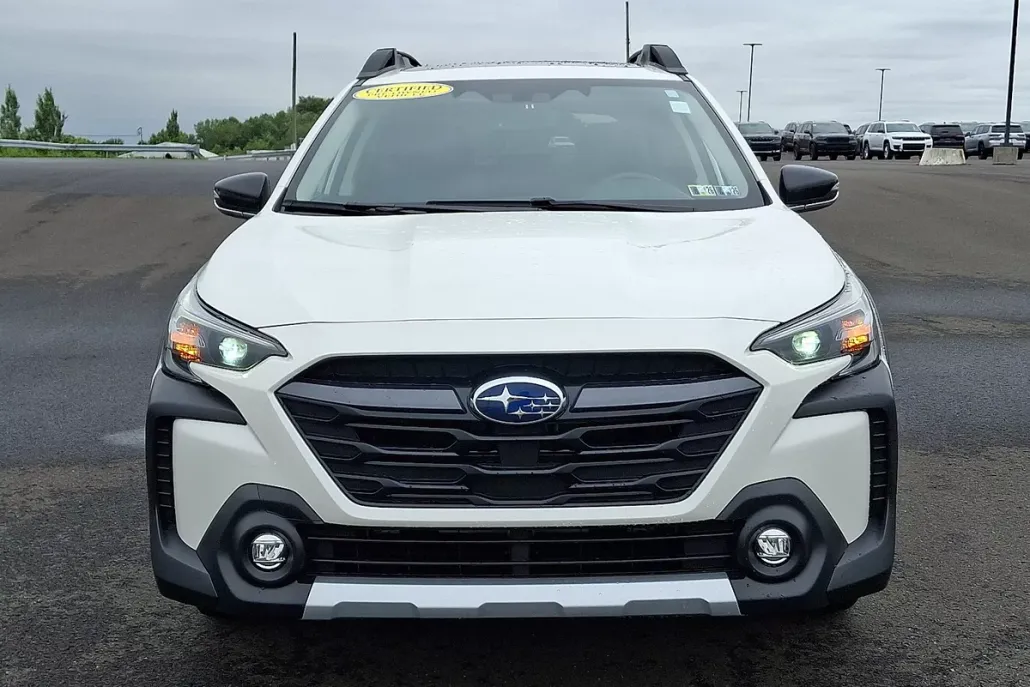 2024 Subaru Outback Limited photo 1