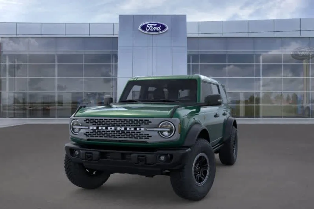 2025 Ford Bronco Badlands photo 1