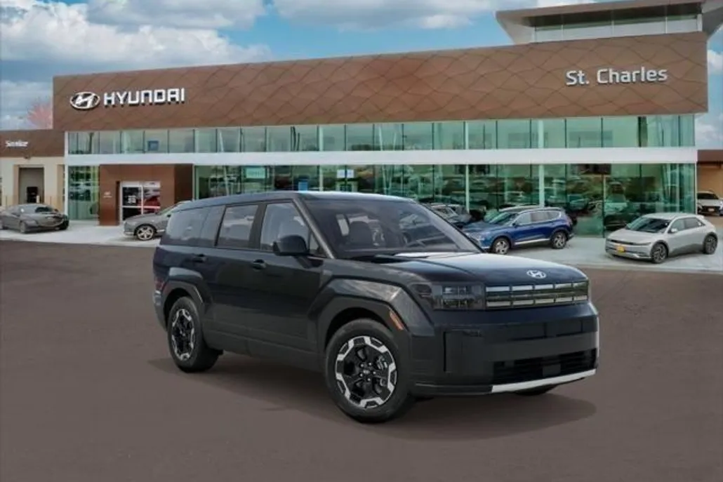 2026 Hyundai Santa Fe SE photo 1