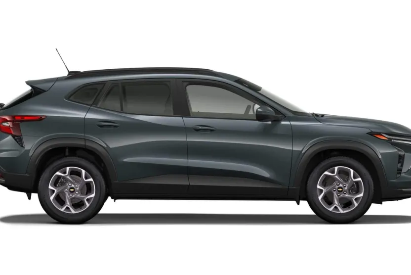 2026 Chevrolet Trax LT photo 1