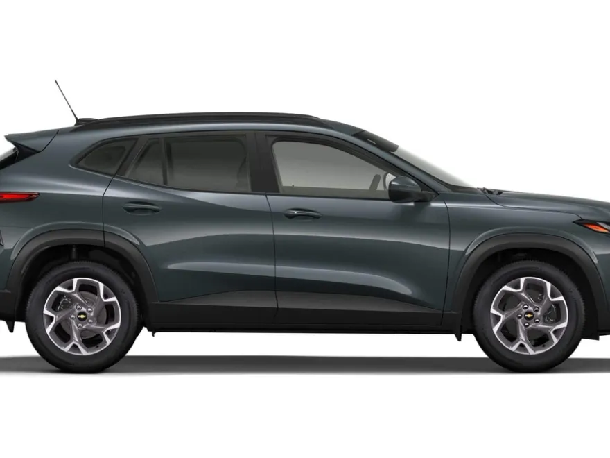 2026 Chevrolet Trax LT photo 1