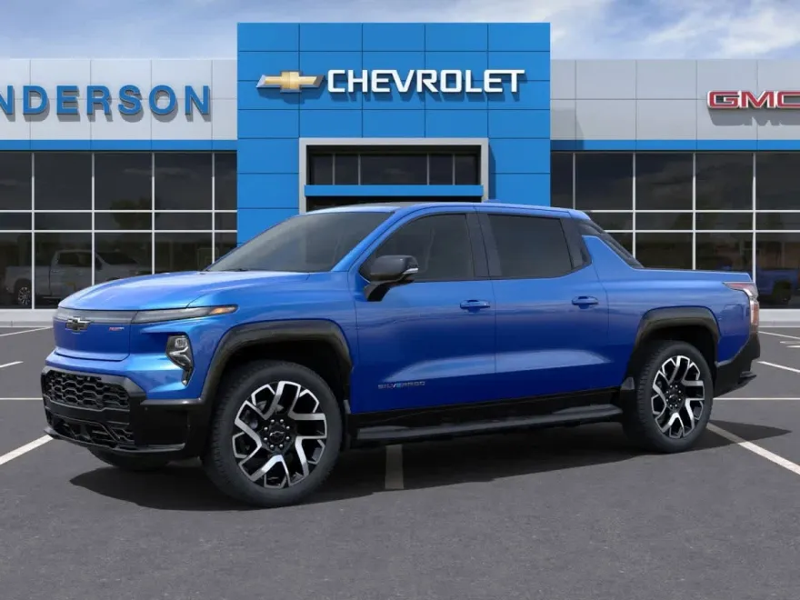 2025 Chevrolet Silverado EV RST photo 2