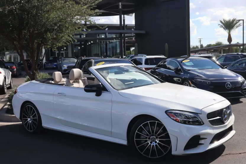 2023 Mercedes Benz C 300 photo 1