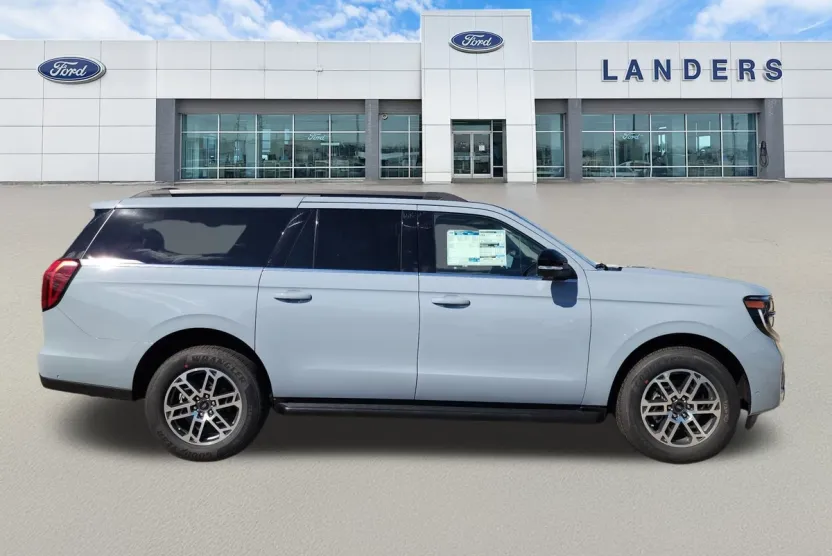 2025 Ford Expedition MAX photo 1