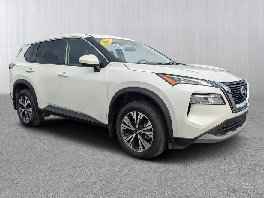2023 Nissan Rogue SV photo 1