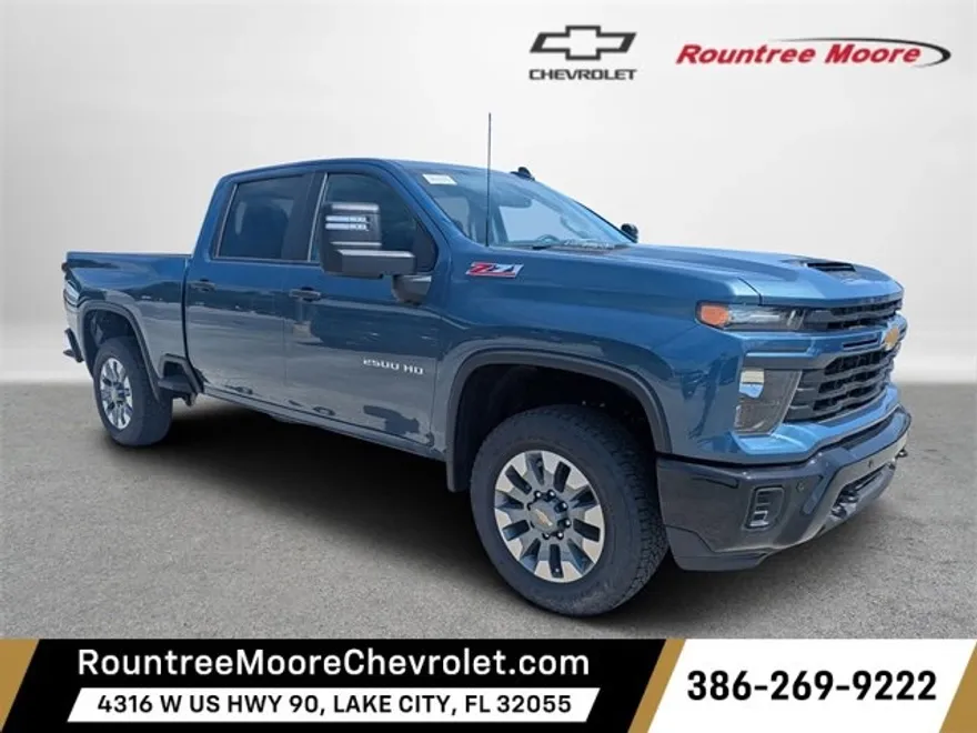2025 Chevrolet Silverado 2500HD Custom photo 1