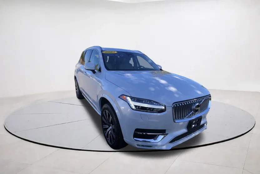2024 Volvo XC90 B5 Core photo 1