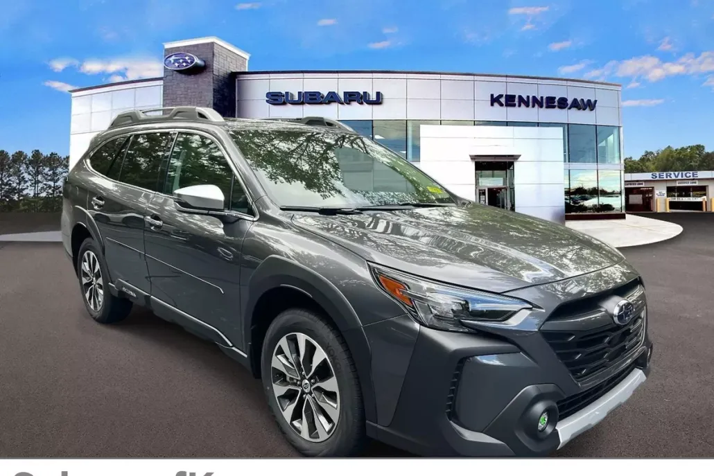 2025 Subaru Outback Touring XT photo 1