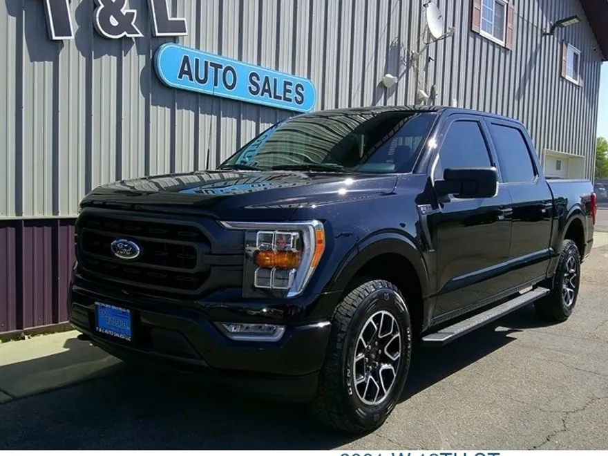 2023 Ford F-150 XLT FX4 photo 1