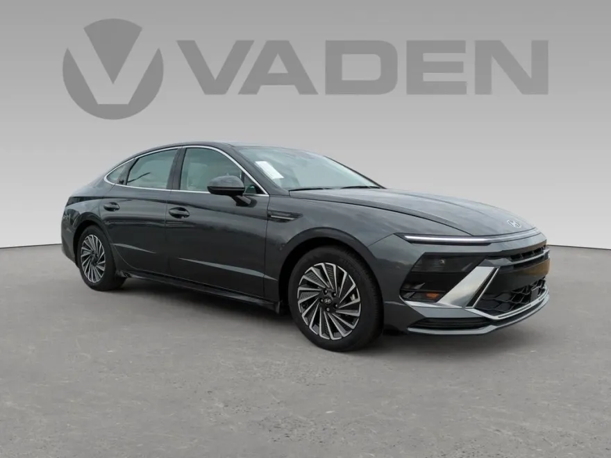 2024 Hyundai Sonata Hybrid SEL photo 1
