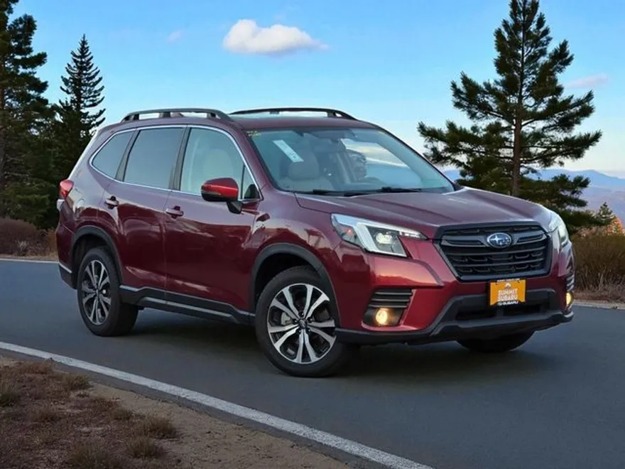 2022 Subaru Forester Limited photo 1