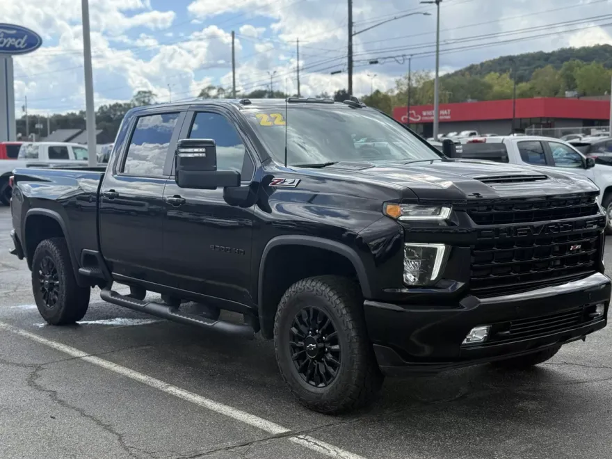 2023 Chevrolet Silverado 2500HD LTZ photo 1