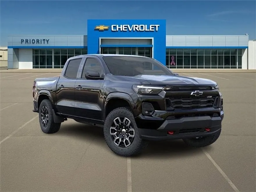 2025 Chevrolet Colorado Z71 photo 1