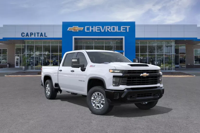 2025 Chevrolet Silverado 3500HD photo 1