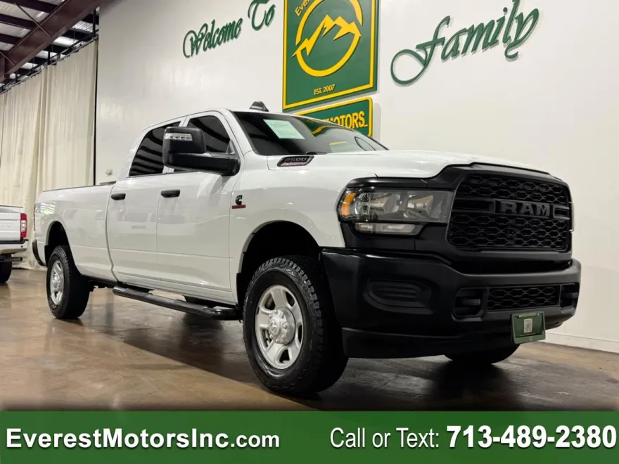 2023 Ram 2500 Tradesman photo 1