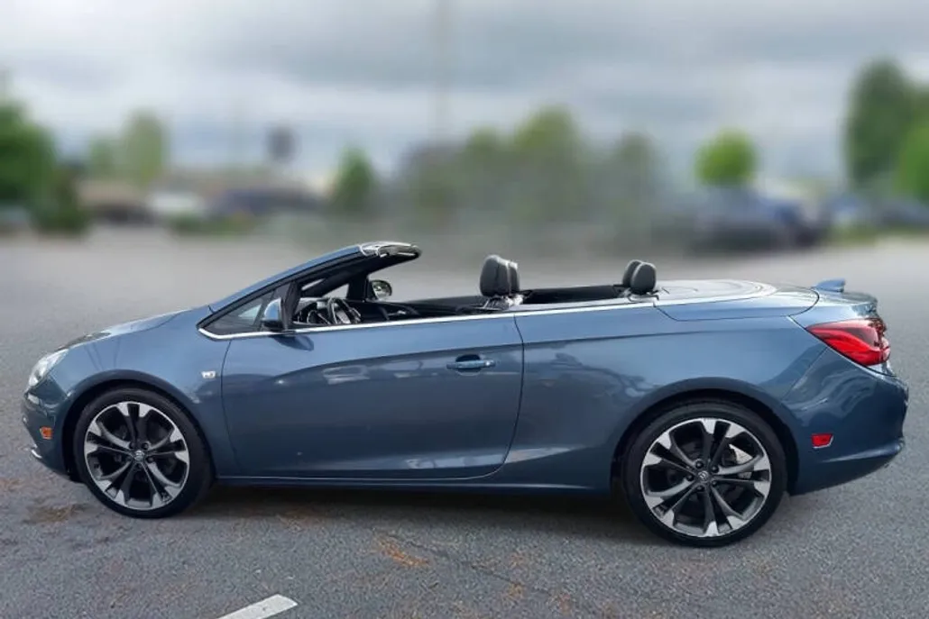 2016 Buick Cascada Premium photo 1