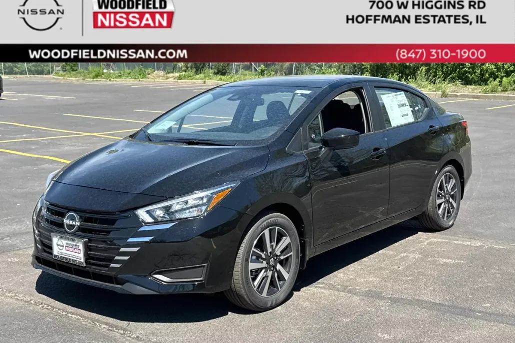 2025 Nissan Versa SV photo 1