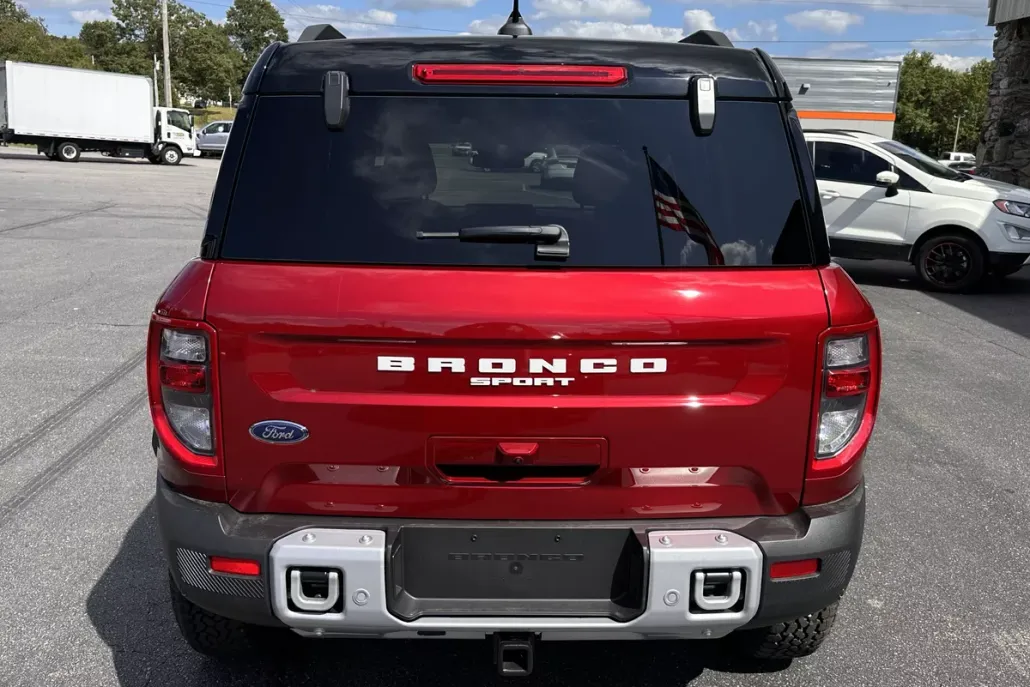 2025 Ford Bronco Sport Outer Banks photo 1