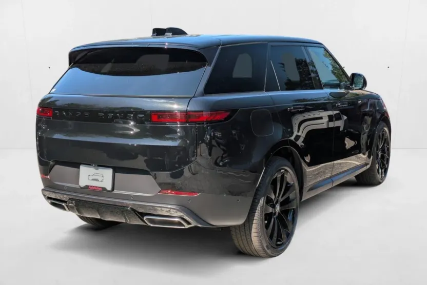 2025 Land Rover Range Rover Sport P360 SE photo 1