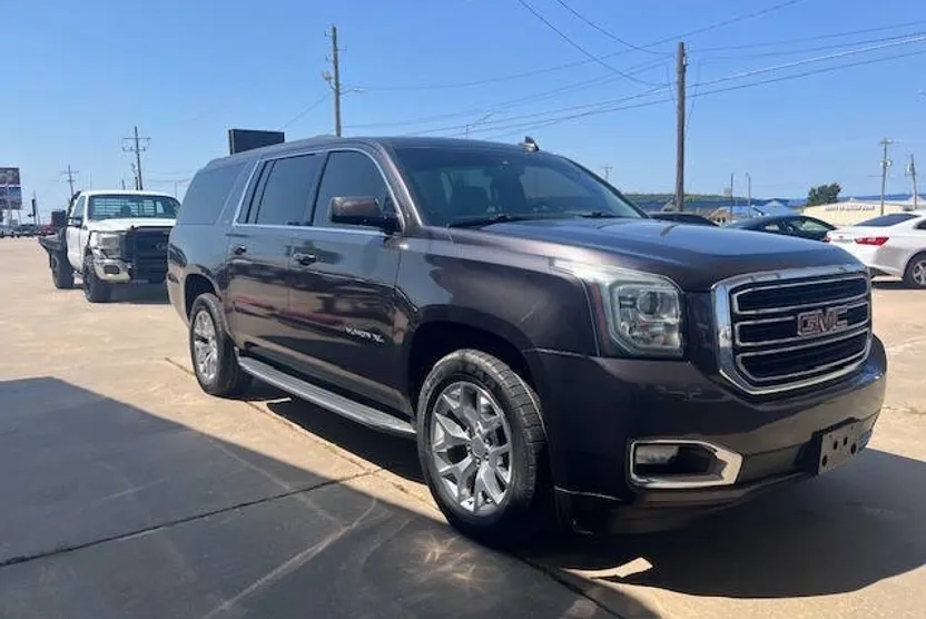 2016 Gmc Yukon XL SLT photo 1