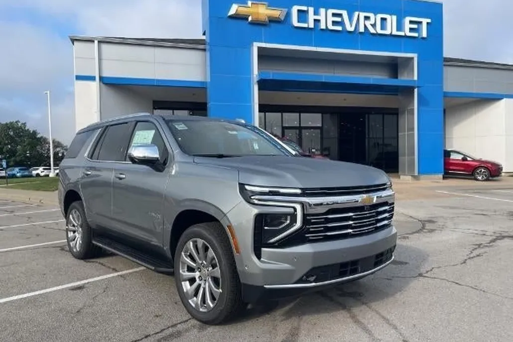 2025 Chevrolet Tahoe Premier photo 1