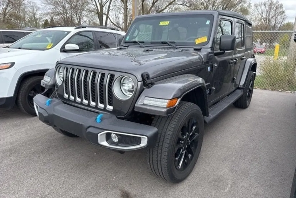 2022 Jeep Wrangler Unlimited Sahara 4xe photo 1