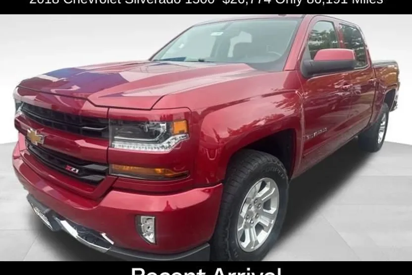 2018 Chevrolet Silverado 1500 LT photo 1