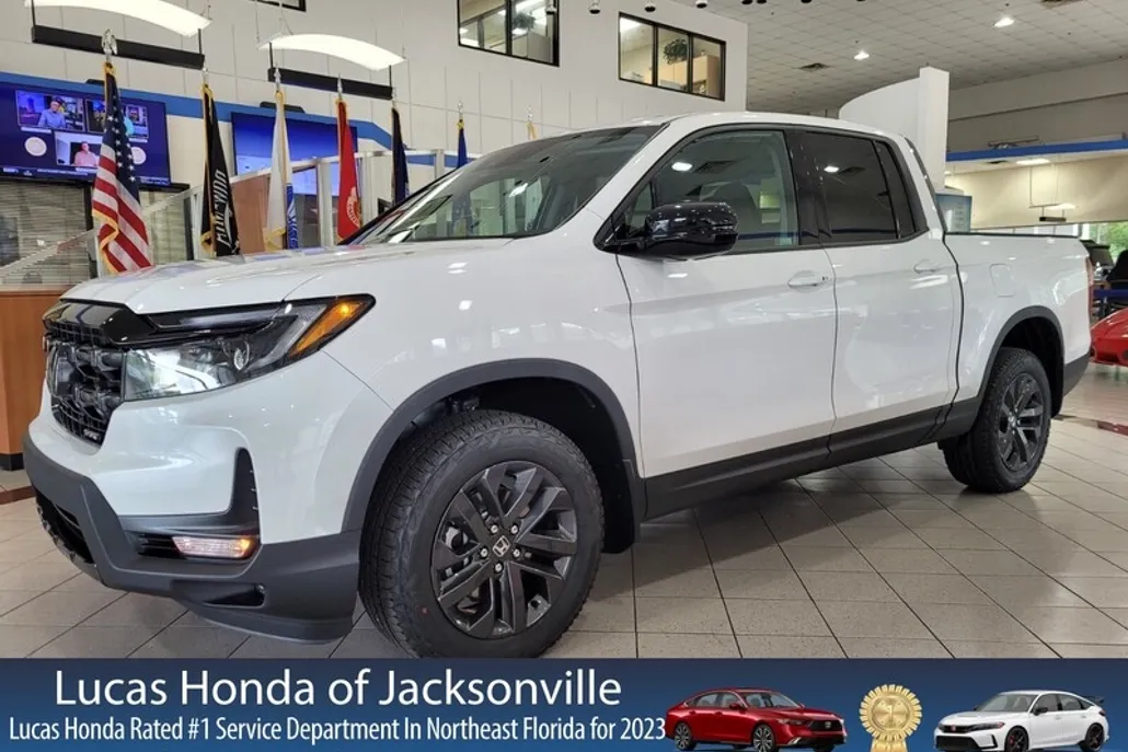 2025 Honda Ridgeline Sport photo 1