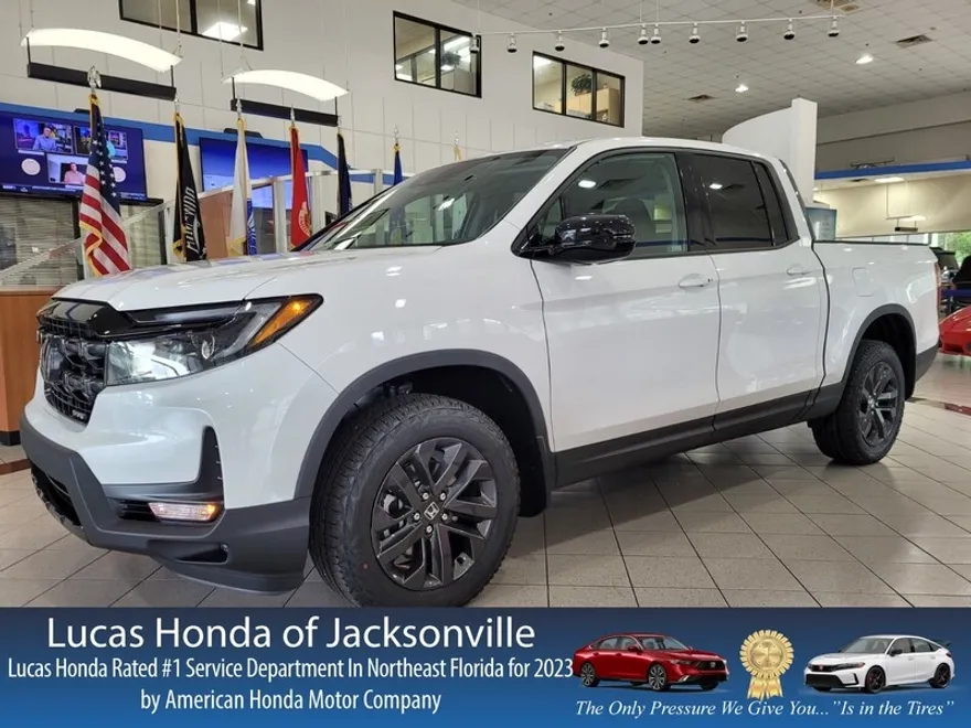 2025 Honda Ridgeline Sport photo 1