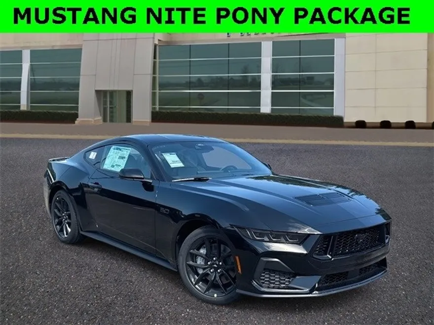 2025 Ford Mustang GT photo 1