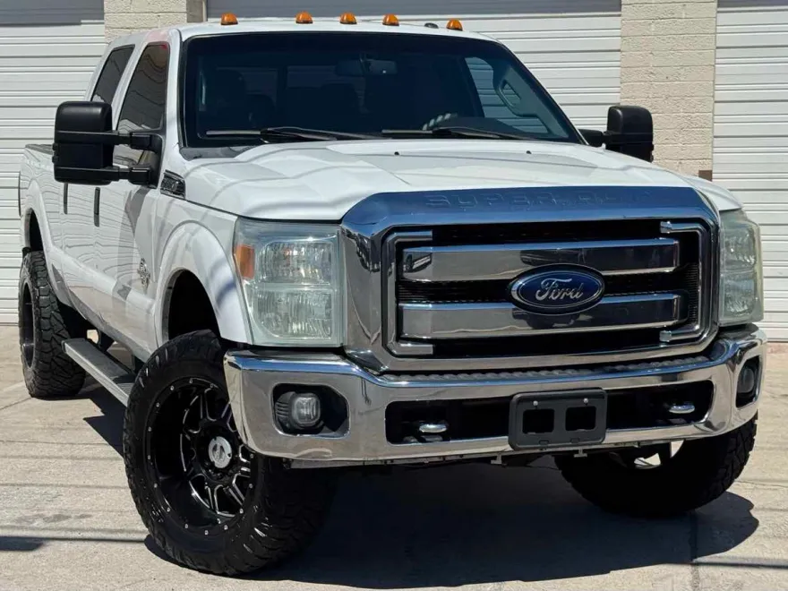 2016 Ford F-350 XLT photo 1