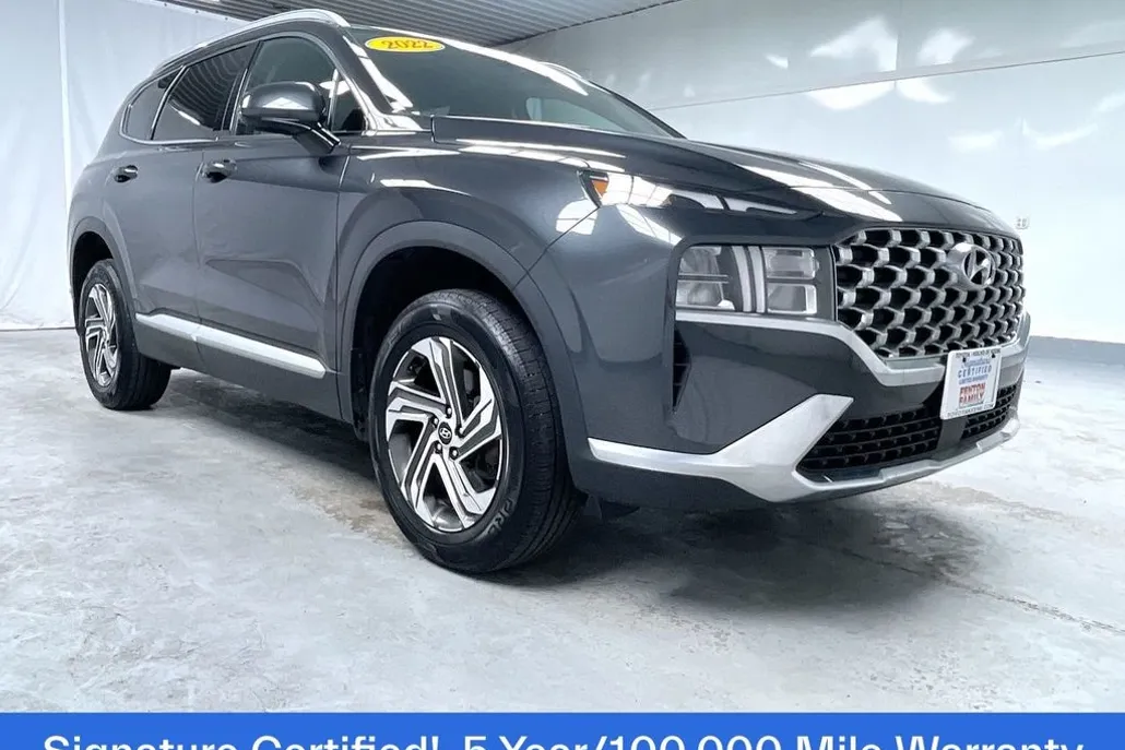 2022 Hyundai Santa Fe SEL photo 1