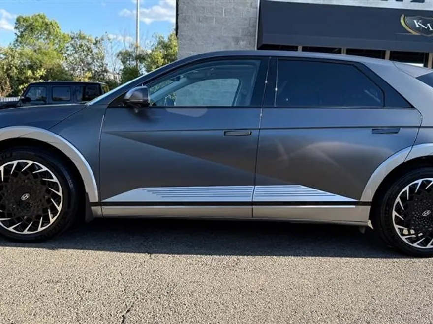 2023 Hyundai Ioniq 5 Limited photo 1
