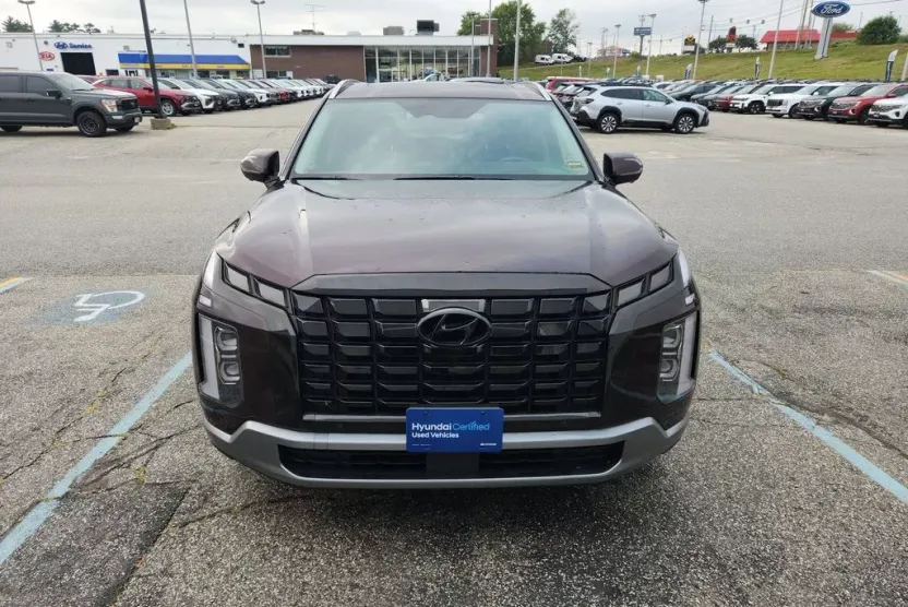 2024 Hyundai Palisade Limited photo 1